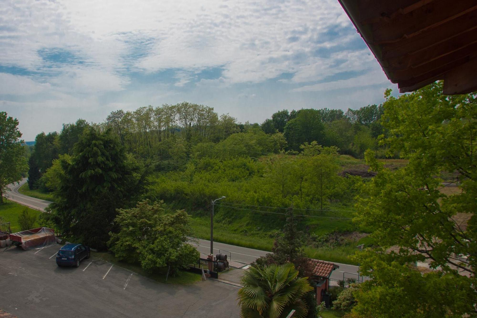 Relais Ca Nova Guest House Bogogno Bagian luar foto