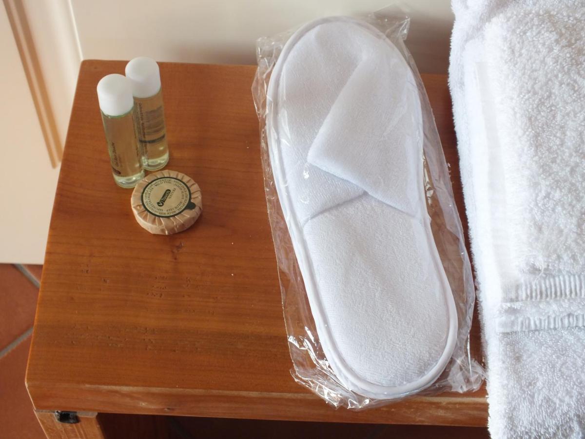Relais Ca Nova Guest House Bogogno Bagian luar foto
